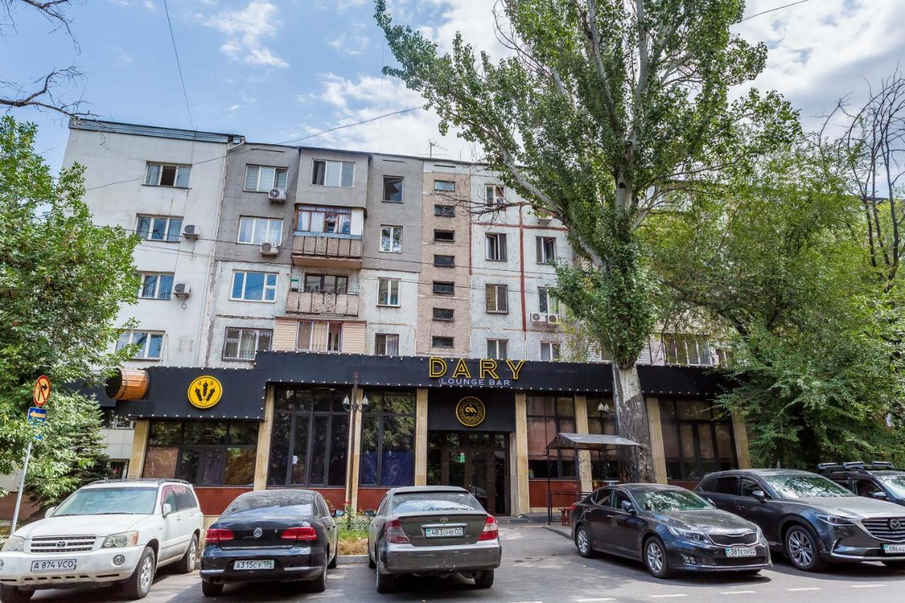 Прекрасные Апартаменты На Арбате Ałma Ata Zewnętrze zdjęcie